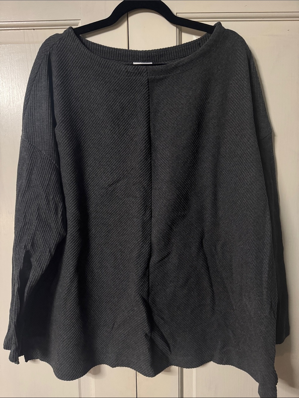 Ava & Viv Women’s Sweatshirt